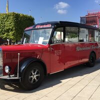 Roter Rheinland Touristik Bus